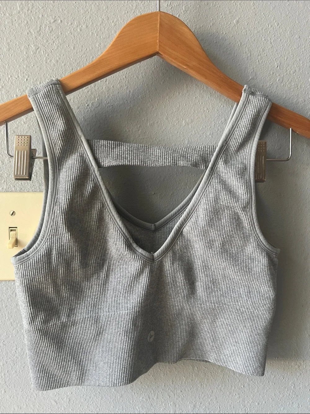 90 Degree By Reflex Ribbed V-Neck Sports Bralette in Light Gray - Picture 2 of 7